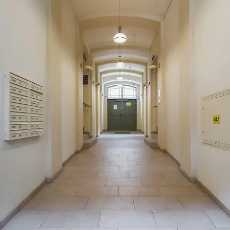 Arianska By Renters Prestige *